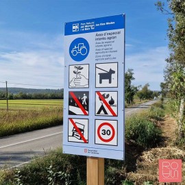 Cartellera informativa EIN de 450x900 mm per Espais Naturals Protegits EIN 